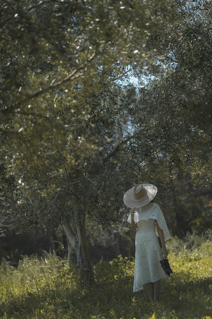 img_1676_optimized.jpg_682x1024